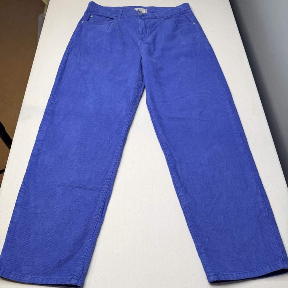 BDG Pegged Cowboy Blue Corduroy High-Waisted Relaxed Fit Straight Leg Pants - Picture 10 of 12